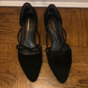 Intentionally Blank PERF Shoe with strap